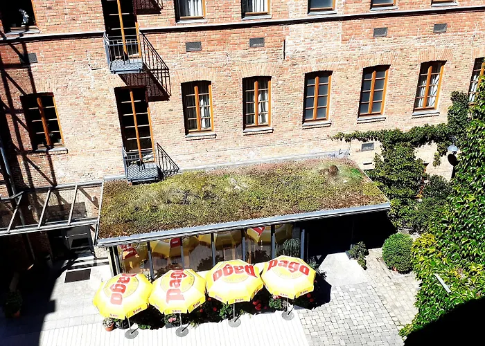 Fabrik Hotel 3*