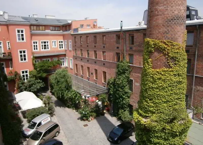 Готель Fabrik Відень